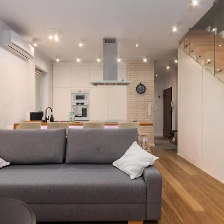 Srutowa Royal Wroclaw