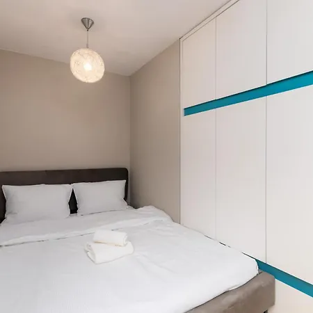 Apartment Srutowa Royal